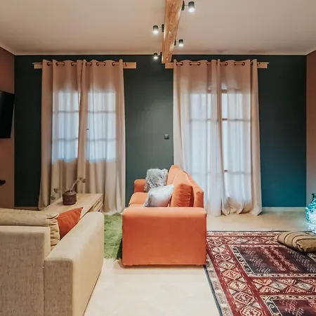 דירה Krinides And Attics