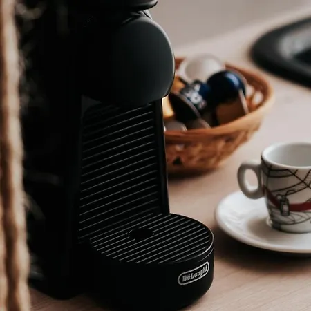 Krinides And Attics דירה *