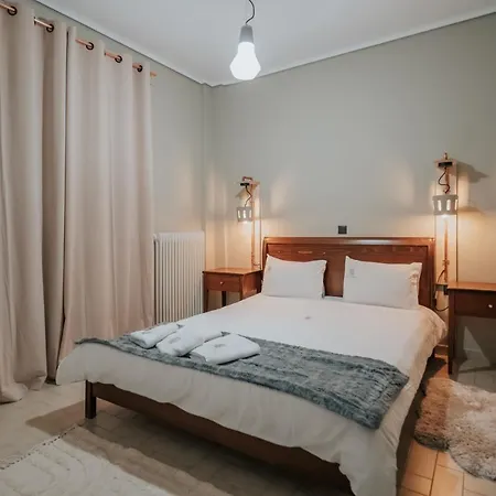 Krinides And Attics Апартаменты Калаврита