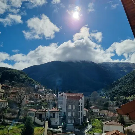 Krinides And Attics קלבריטה