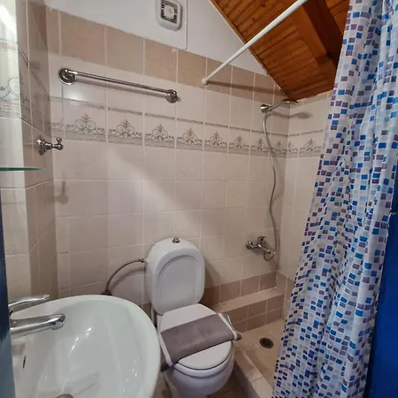 Krinides And Attics Apartment Kalavryta