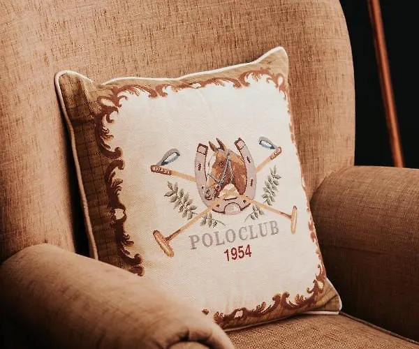 Krinides And Attics Apartment *