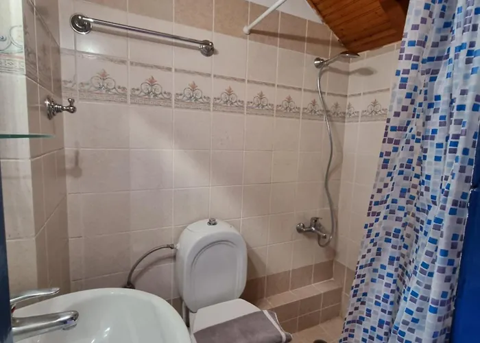 Krinides And Attics Apartment Kalavryta